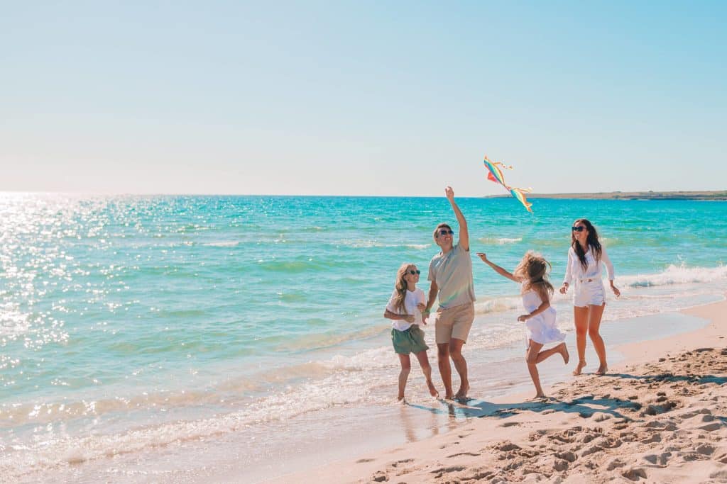 Activiteiten op de stranden bij onze camping in Loire-Atlantique aan zee.